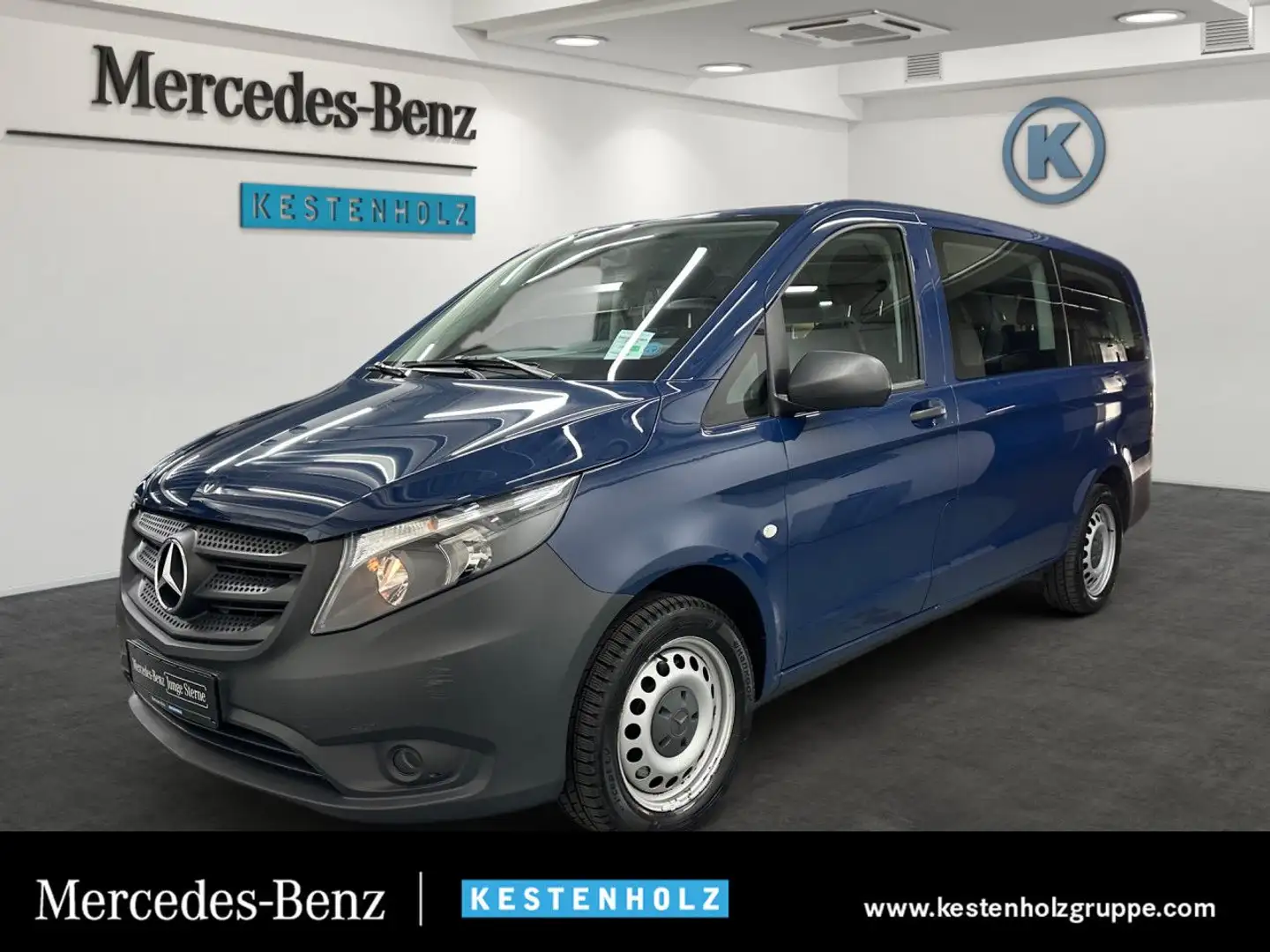 Mercedes-Benz Vito 114 CDI 4x4 Tourer PRO Lang Navi Automatik Blau - 1
