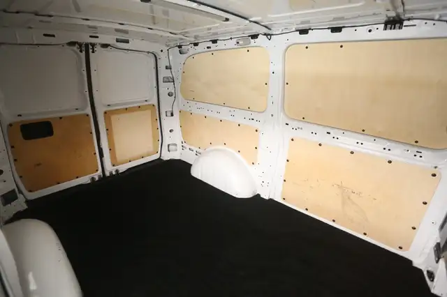 Mercedes-Benz Vito view 23