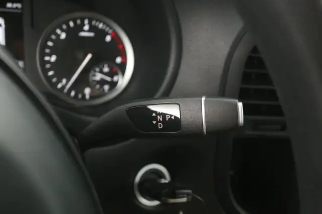 Mercedes-Benz Vito view 17
