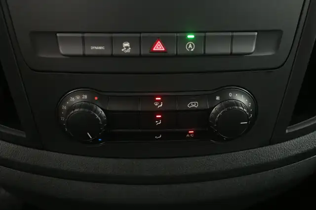 Mercedes-Benz Vito view 18