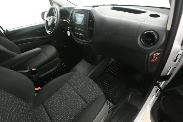 Mercedes-Benz Vito view 22