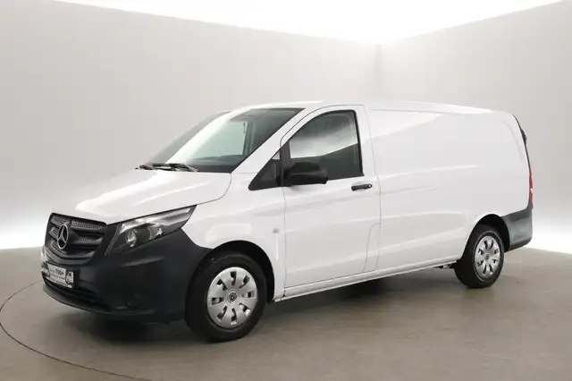 Mercedes-Benz Vito view 8