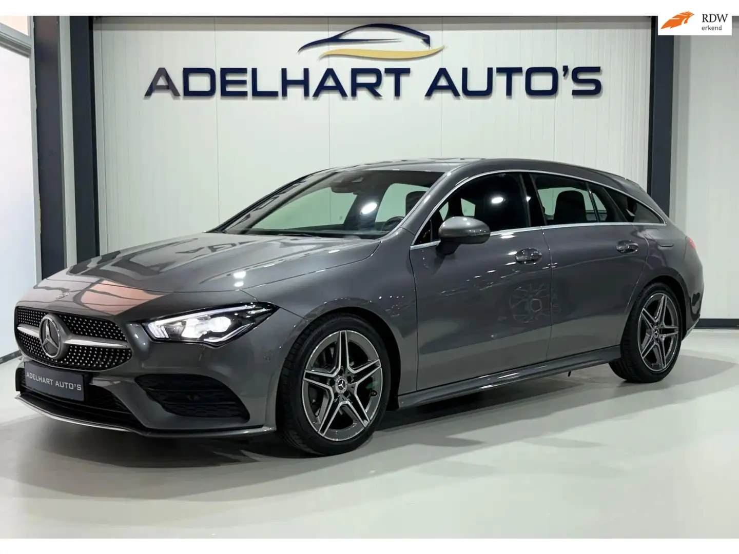 Mercedes-Benz CLA 200 Shooting Brake Business Solution AMG Automaat / Na Gris - 1