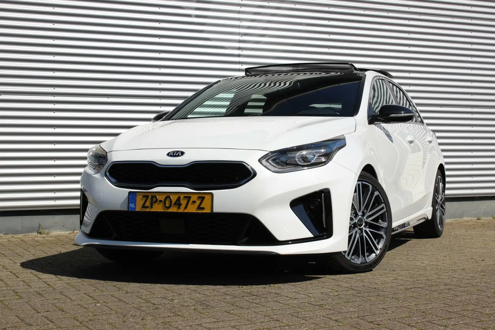 Kia Ceed / cee'd 1.4 T-GDi GT-PlusLine // NL auto - NAP - KIA Garan Wit - 2