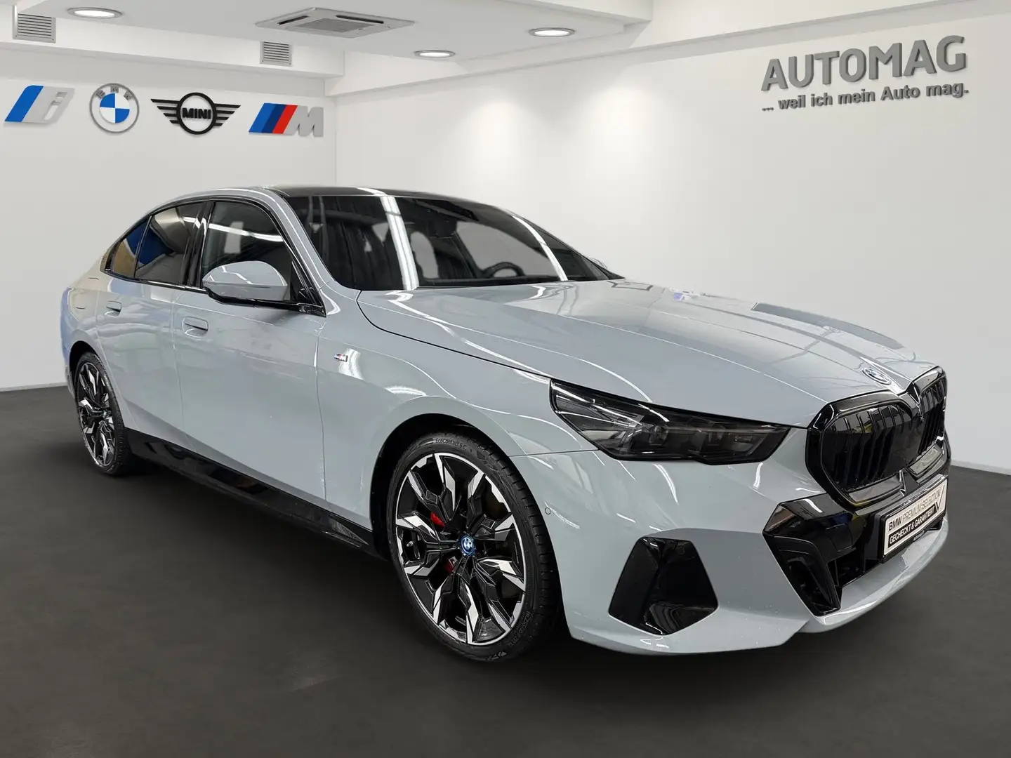 BMW i5 eDrive40 Limousine*MSportPro*B&W*21*Driv.Ass.Prof* Grau - 2