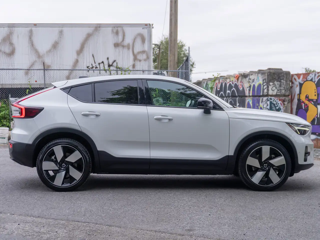 Volvo C40 снимка Volvo C40