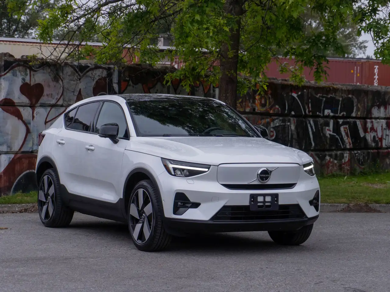 2024 Volvo C40