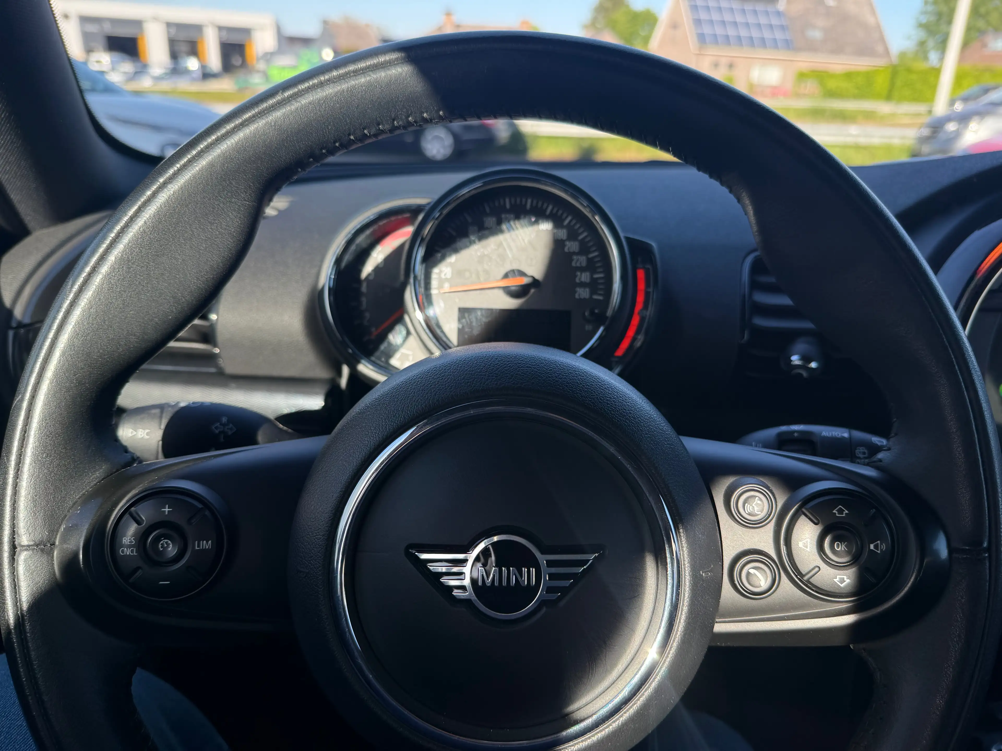 MINI Cooper Clubman Mini Clubman 1.5A Cooper OPF — photo 12