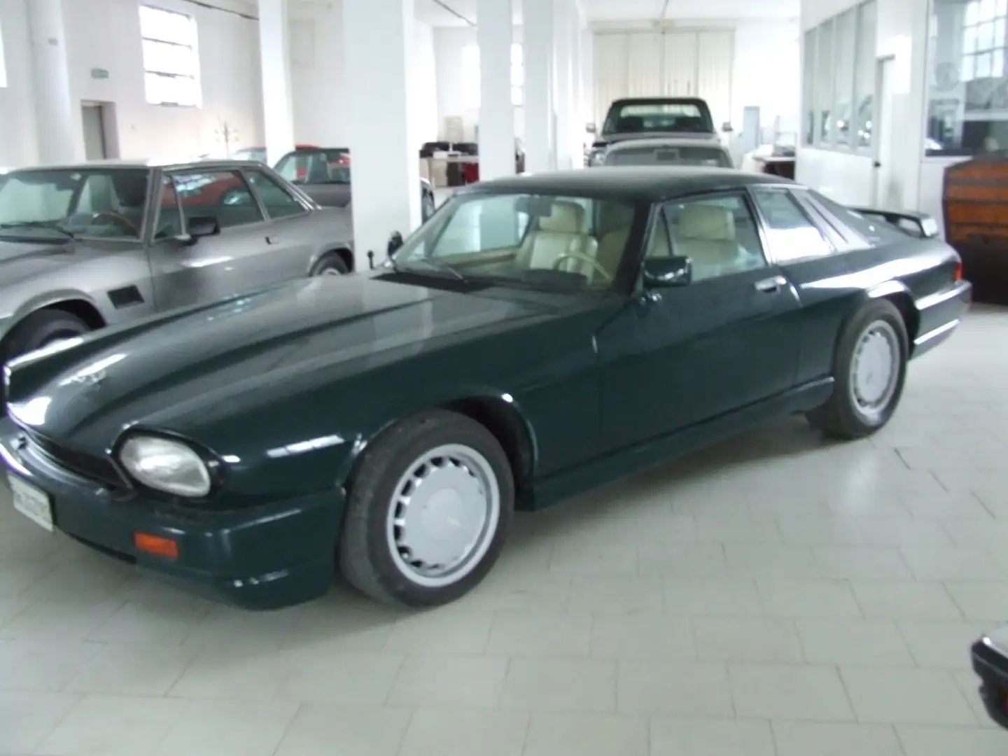 Jaguar XJR S Vert - 2