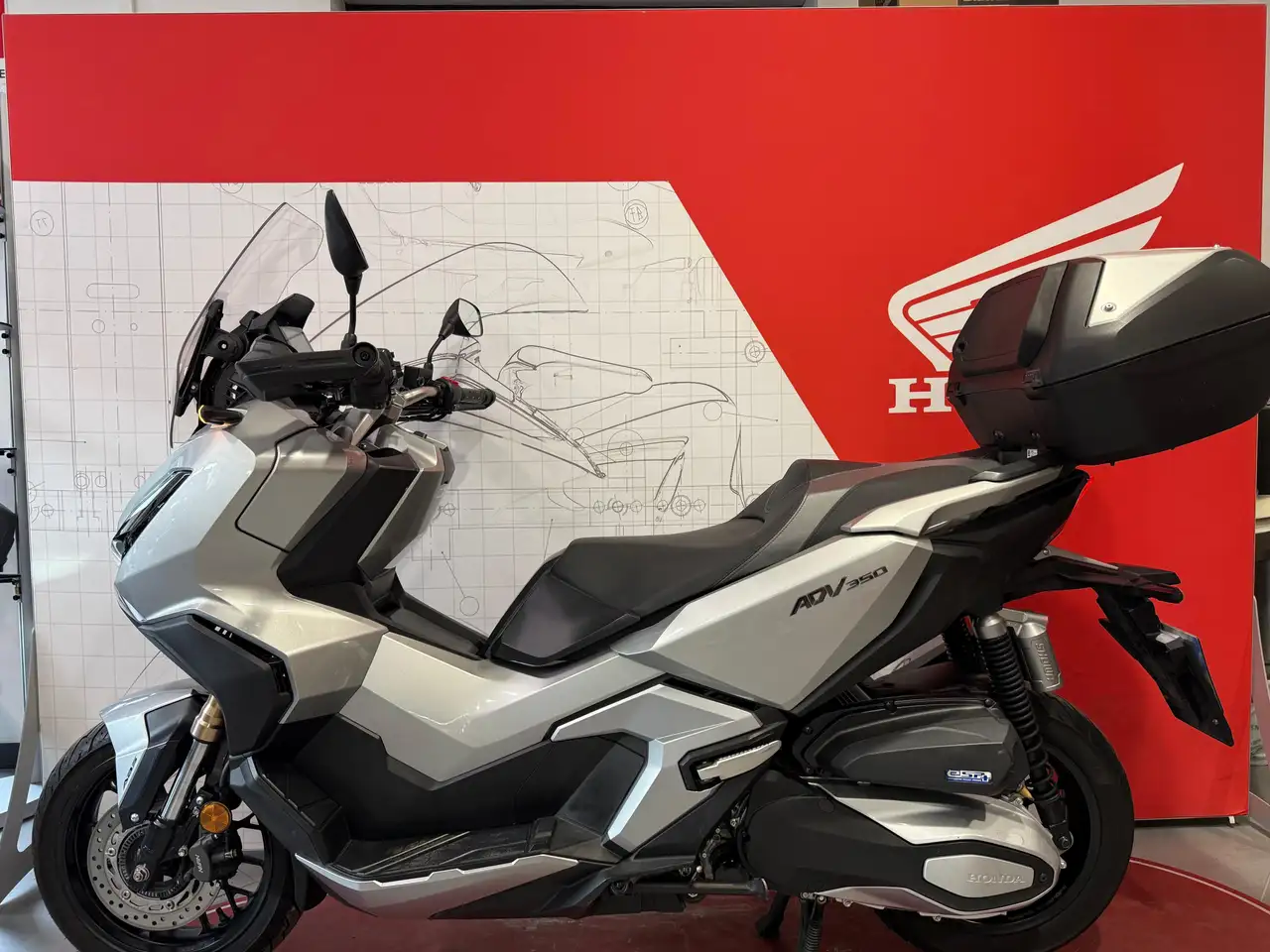 Honda ADV 350