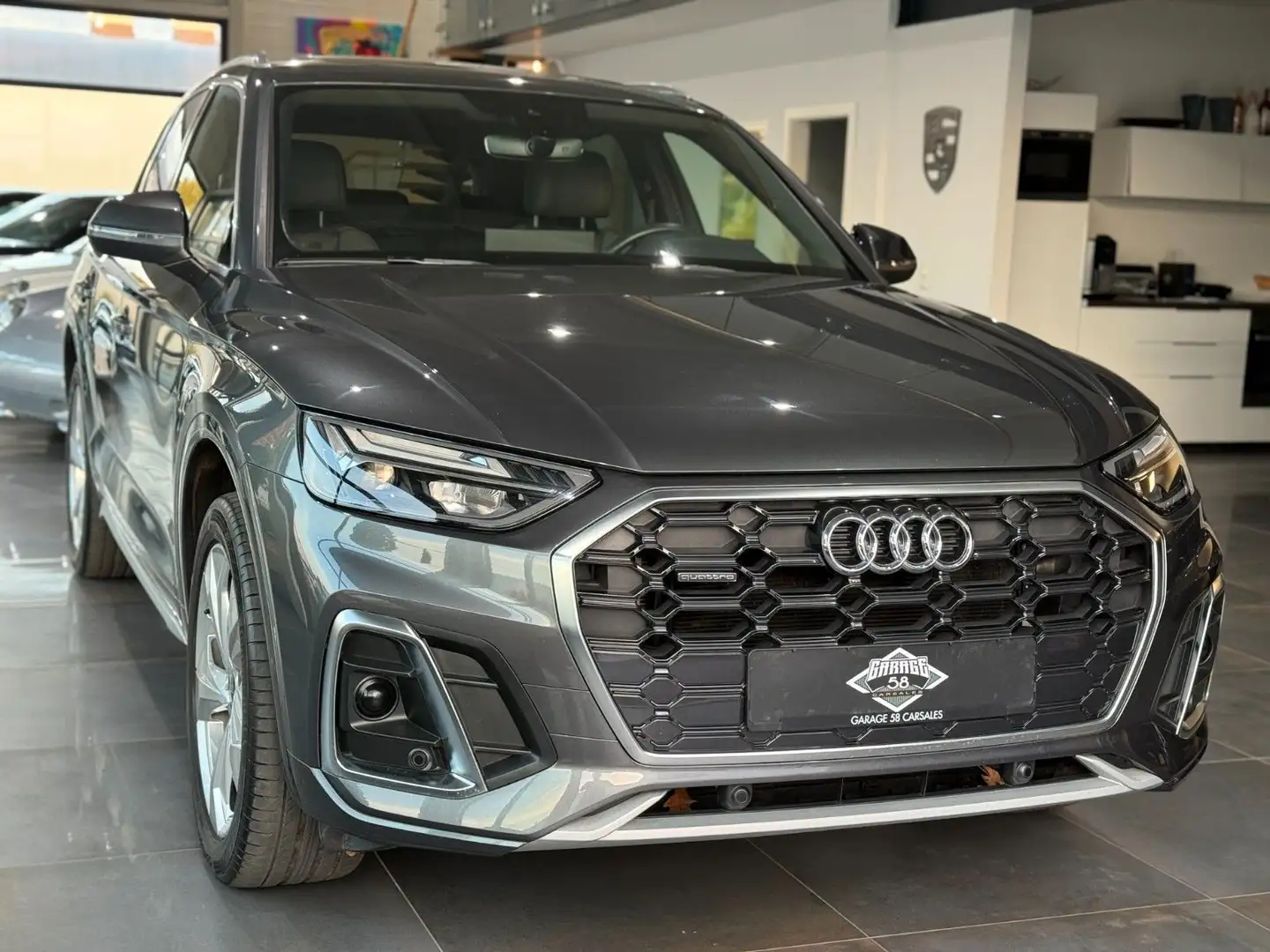 Audi Q5 40TDI quattro S-Line/Facelift/Vitual/Ahk/Pano Grau - 1