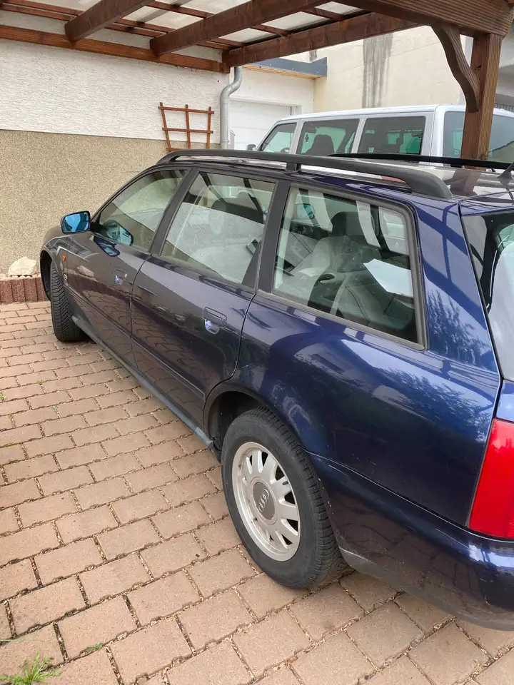 Audi A4 Avant 1.8, foto 2