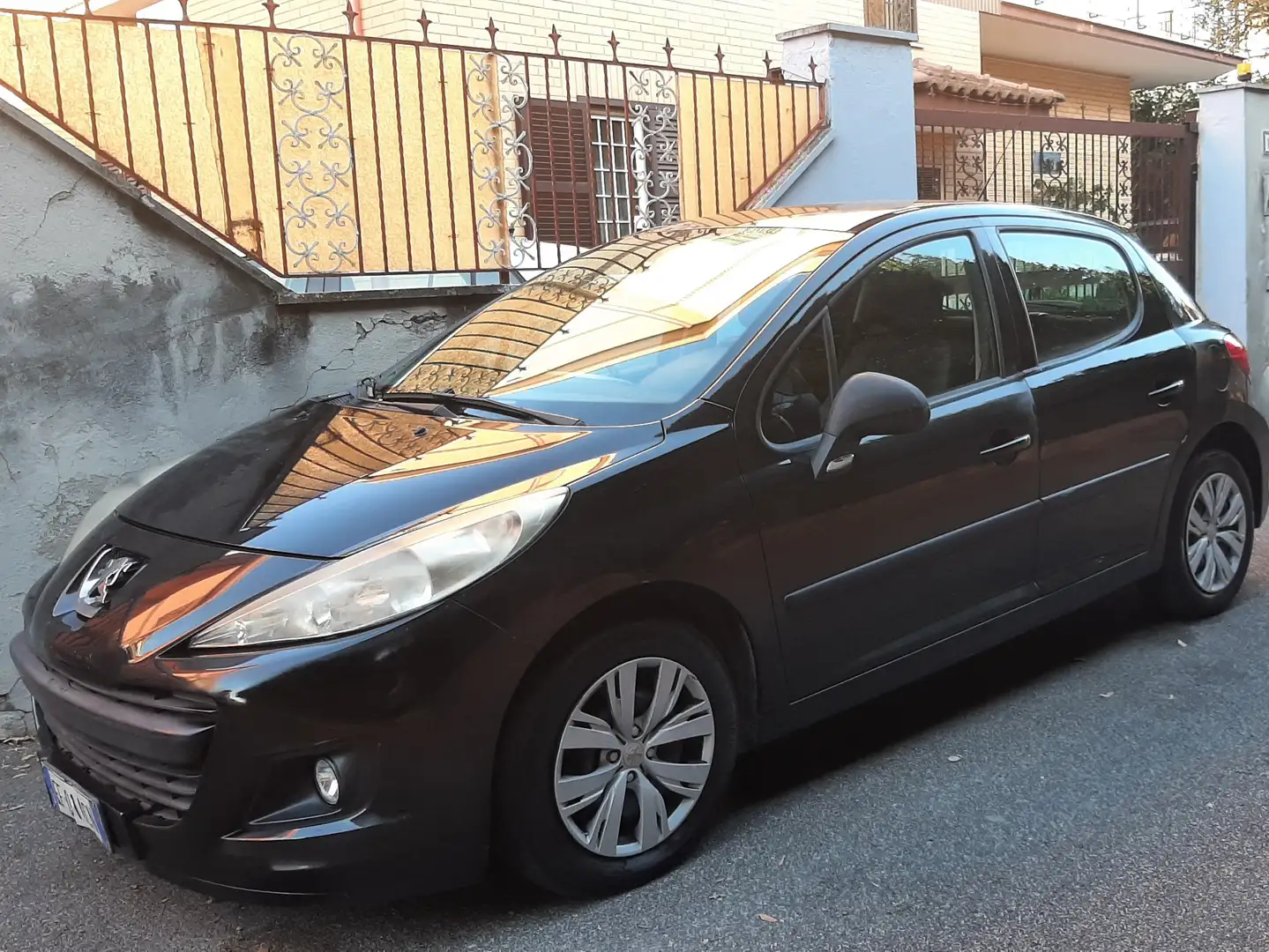 Peugeot 207 207 5p 1.4 8v X-Line eco-Gpl FL Nero - 2