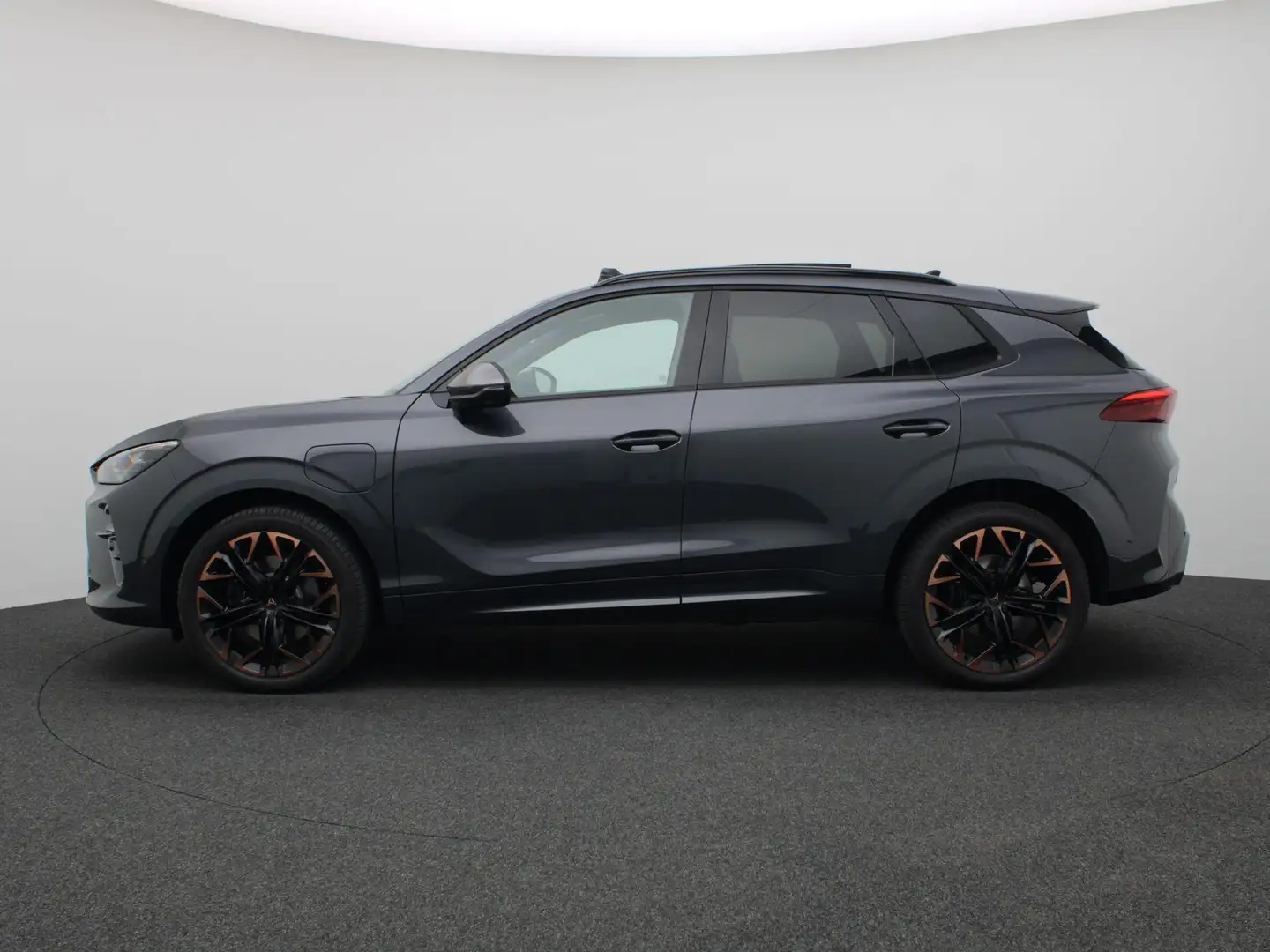 CUPRA Terramar 1.5 TSI e-Hybrid VZ Performance 272PK DSG leder, m Grijs - 2