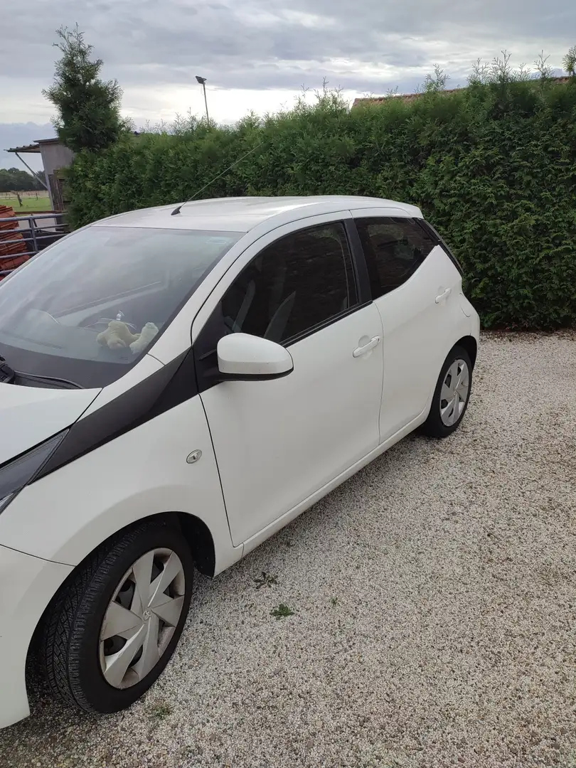 Toyota Aygo x - 2
