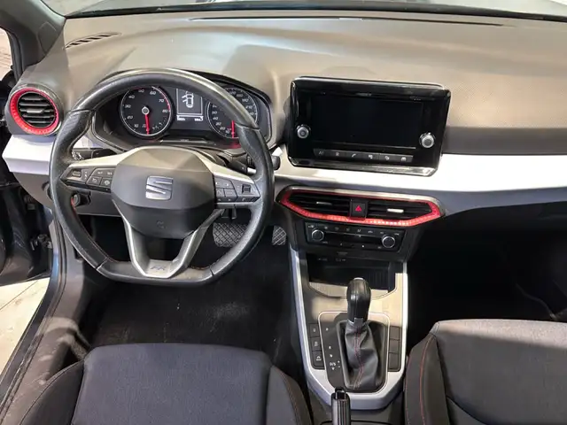 Seat Arona view 10