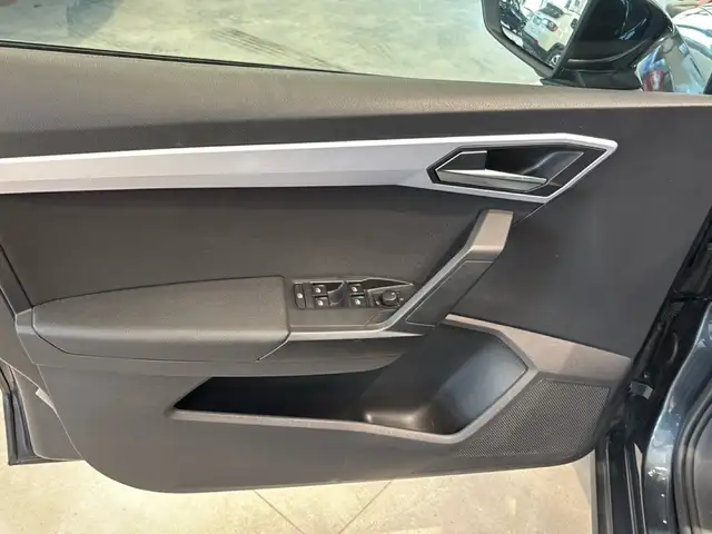 Seat Arona view 15