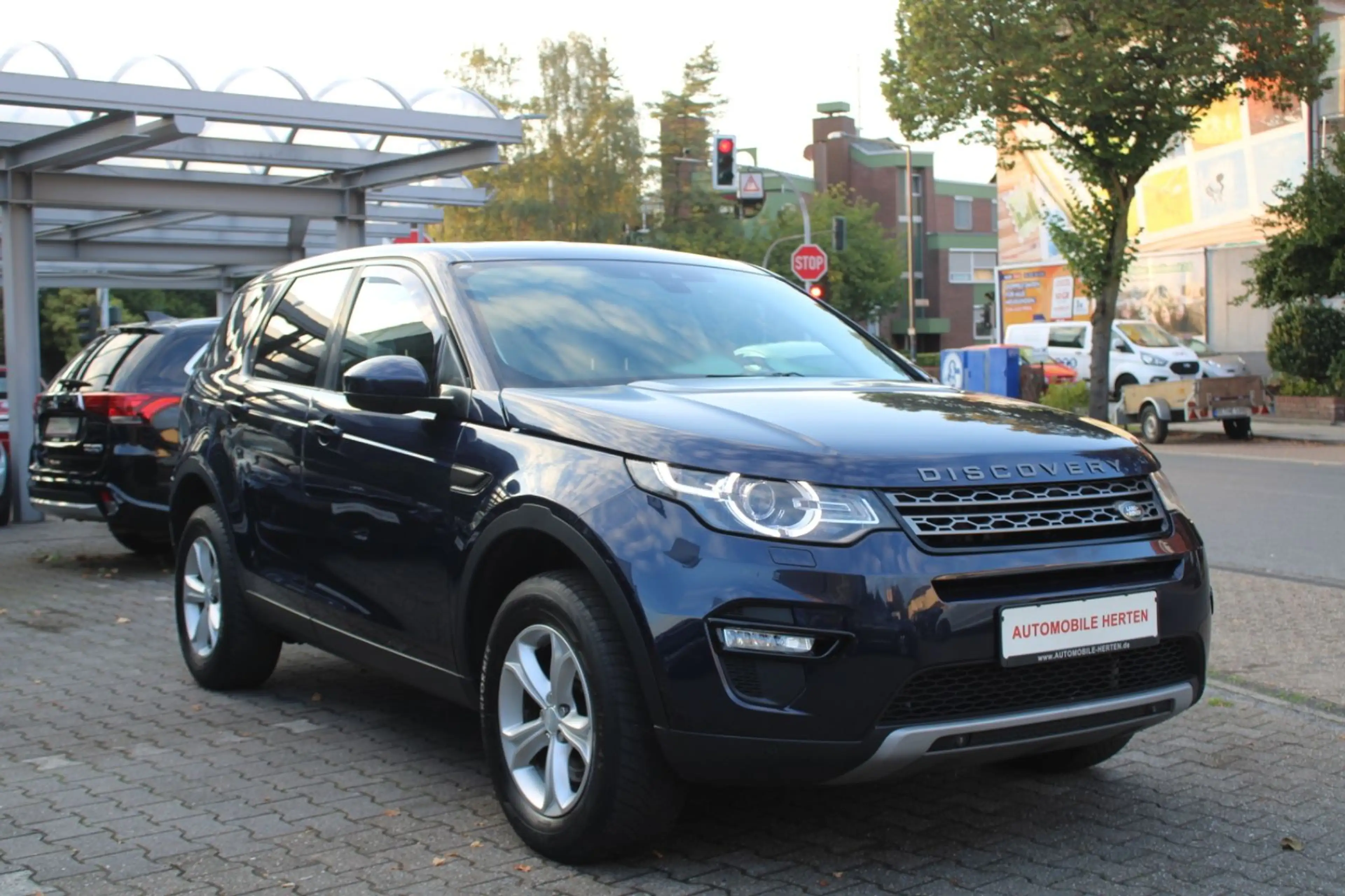 Land Rover Discovery 2.0 TD4 Sport SE AWD*7SITZER*NAVI*XENO — photo 2