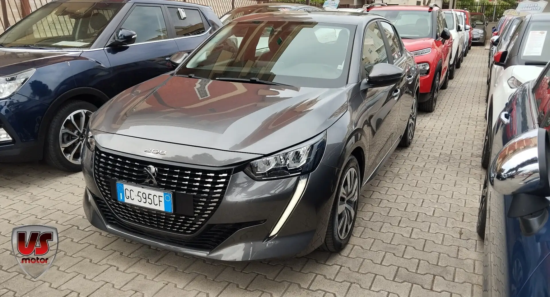 Peugeot 208 PureTech 75 Stop&Start 5 porte Active Gris - 1
