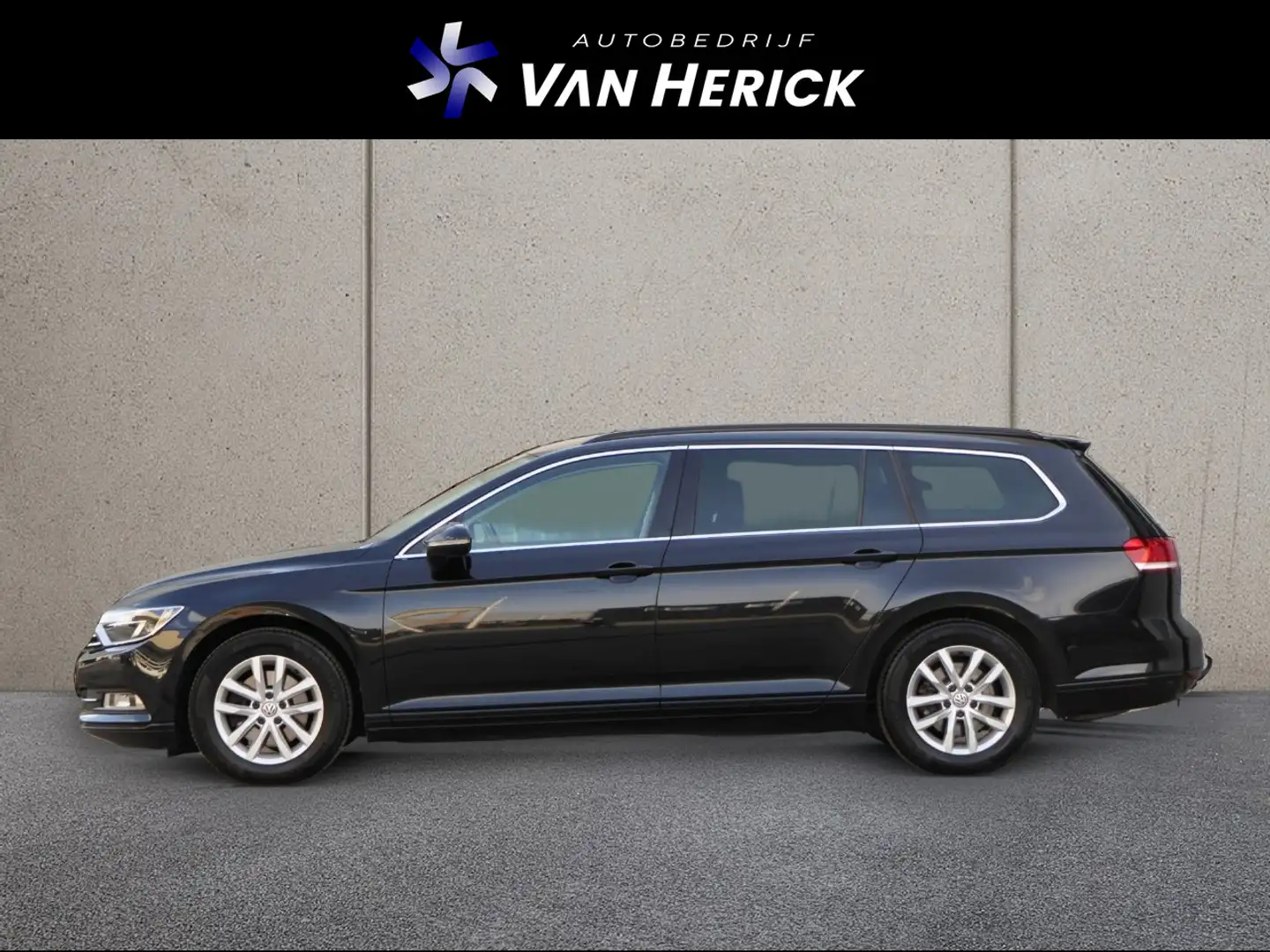 Volkswagen Passat Variant 1.5 TSI Highline 150PK Automaat | Virtual Cockpit Schwarz - 2