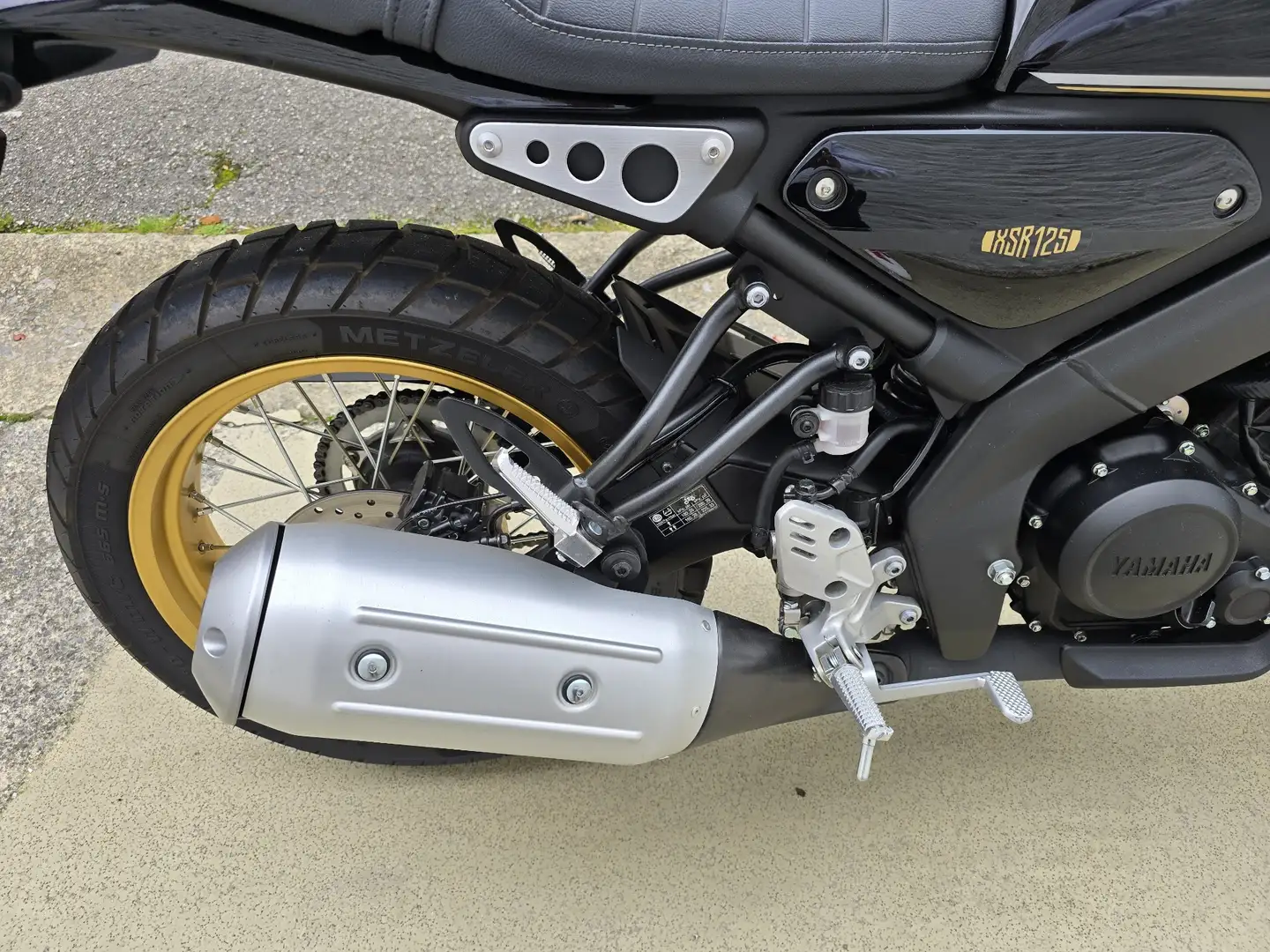 Yamaha XSR 125 Noir - 2