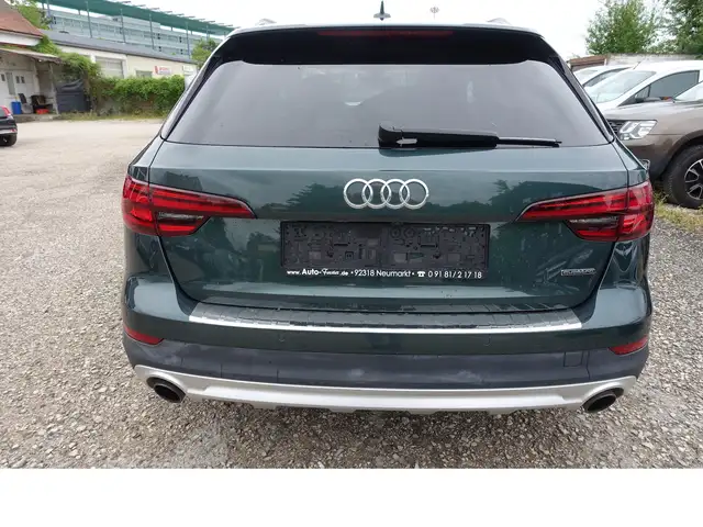 Audi A4 Allroad view 5