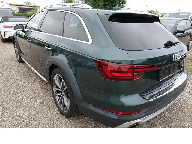 Audi A4 Allroad view 6