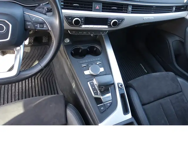 Audi A4 Allroad view 13