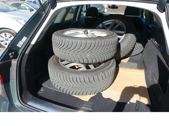 Audi A4 Allroad view 14