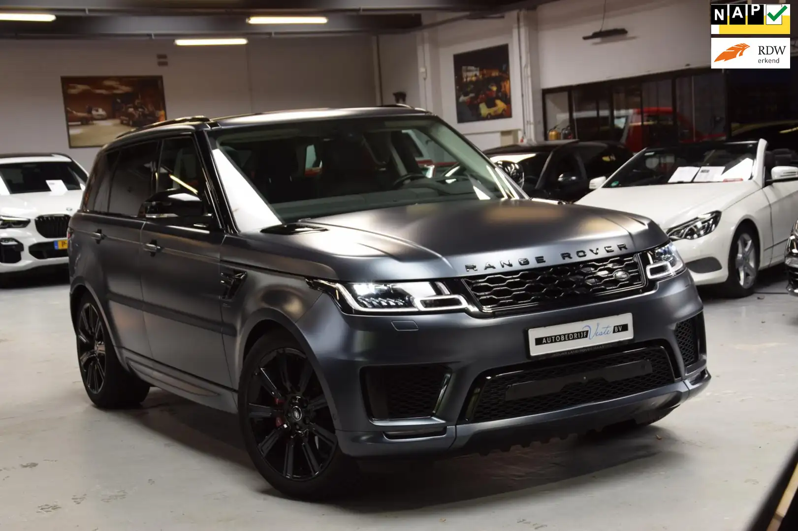 Land Rover Range Rover Sport P400e |Panoramadak|ACC|SVO Kleur|1e Eig|Dealer Ond Grijs - 1