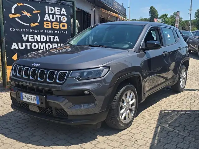 Jeep Compass view 3
