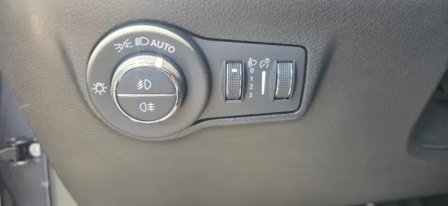 Jeep Compass view 13