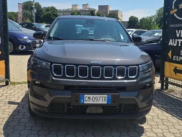 Jeep Compass view 2