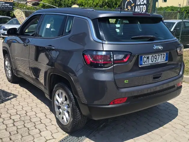 Jeep Compass view 6