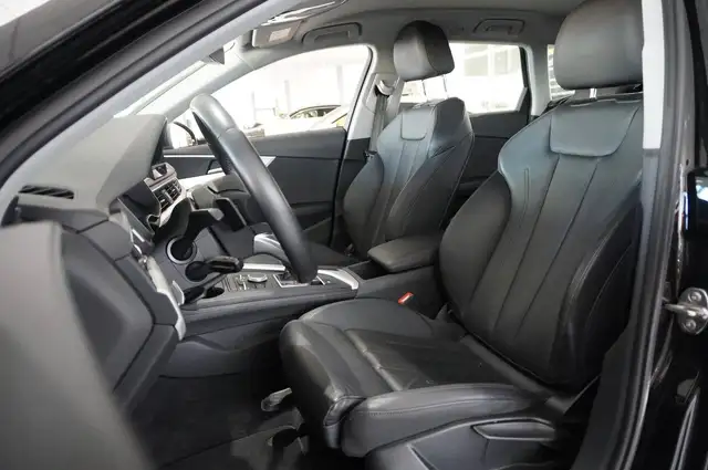 Audi A4 Allroad view 13