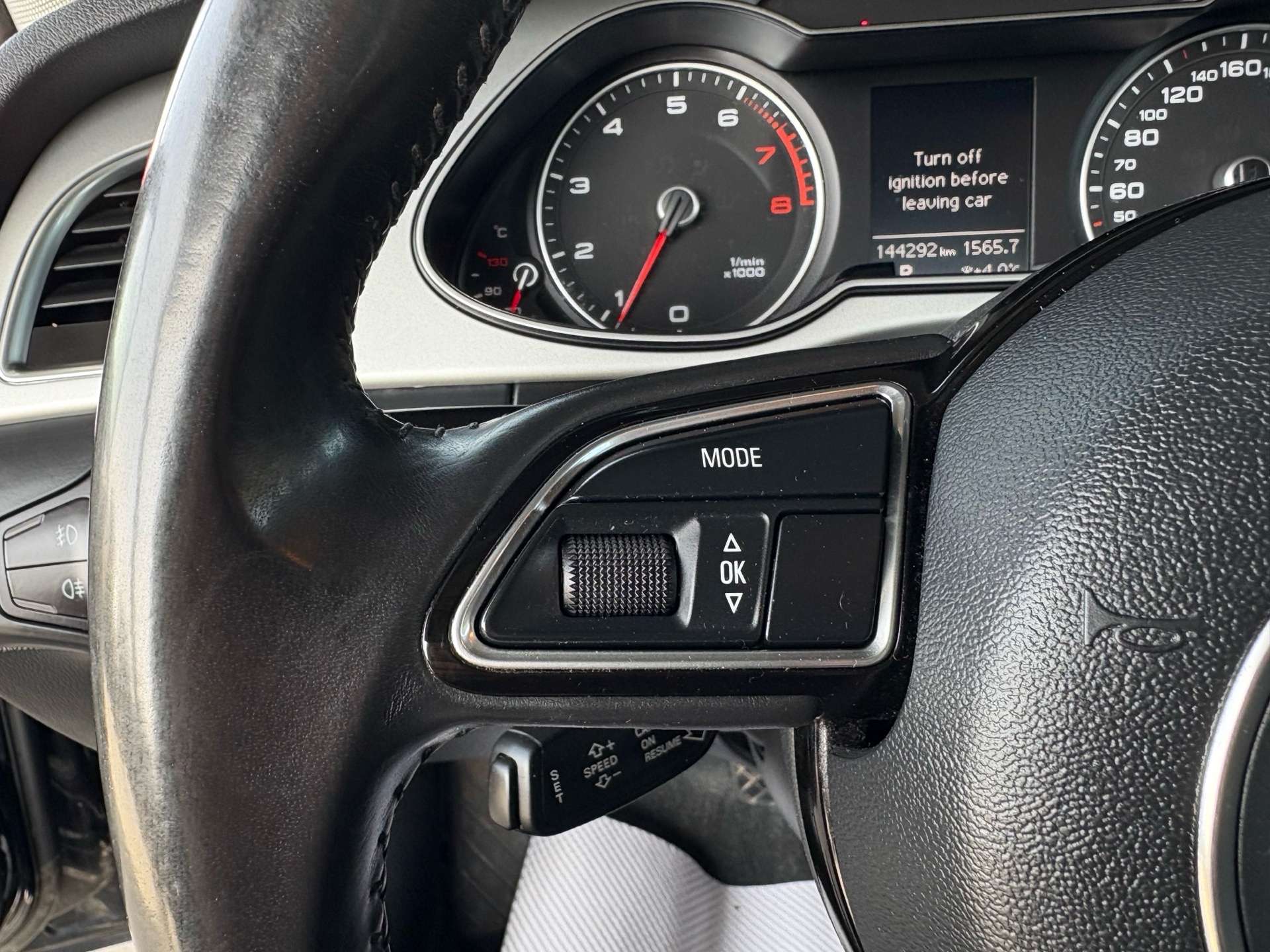 2015 Audi A4 Komfort I ACCIDENT FREE I CERTIFIED thumb 24