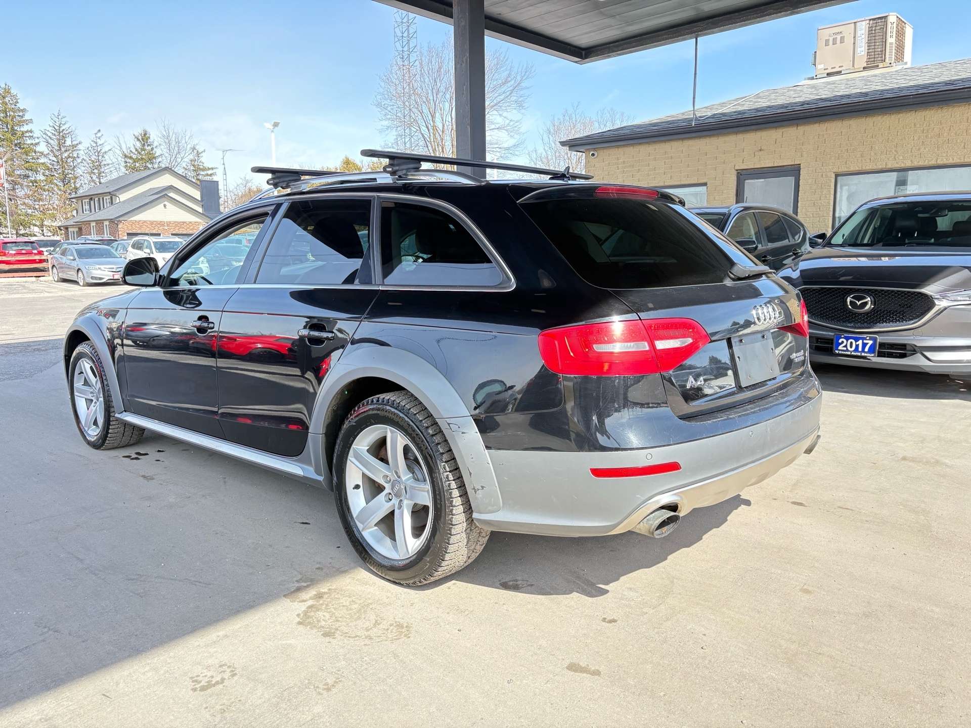2015 Audi A4 Komfort I ACCIDENT FREE I CERTIFIED thumb 6