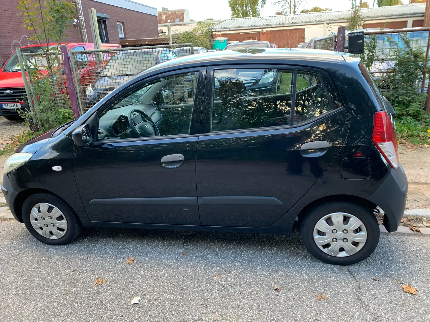 Hyundai i10 i10 1.1.Servo.Tüv Neu Schwarz - 2