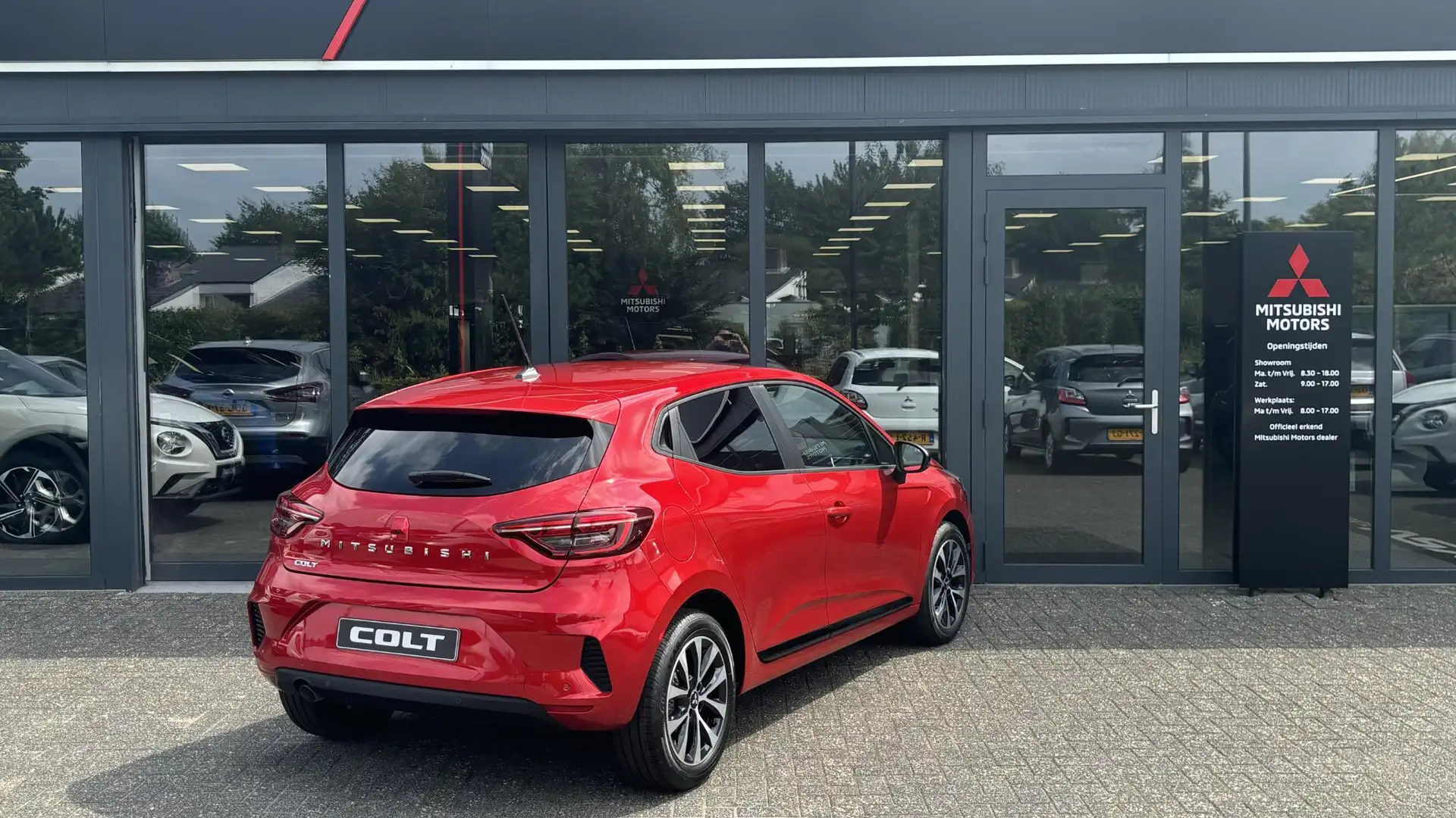 Mitsubishi Colt 1.0T MT Intense Rood - 2