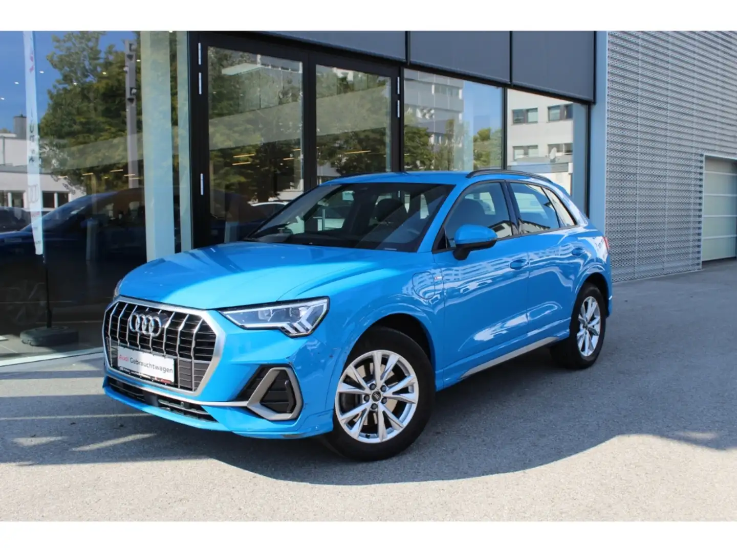 Audi Q3 45 TFSI e Hybrid Str. 2xS-Line*Navi+*1HD*Alc.!! Bleu - 2