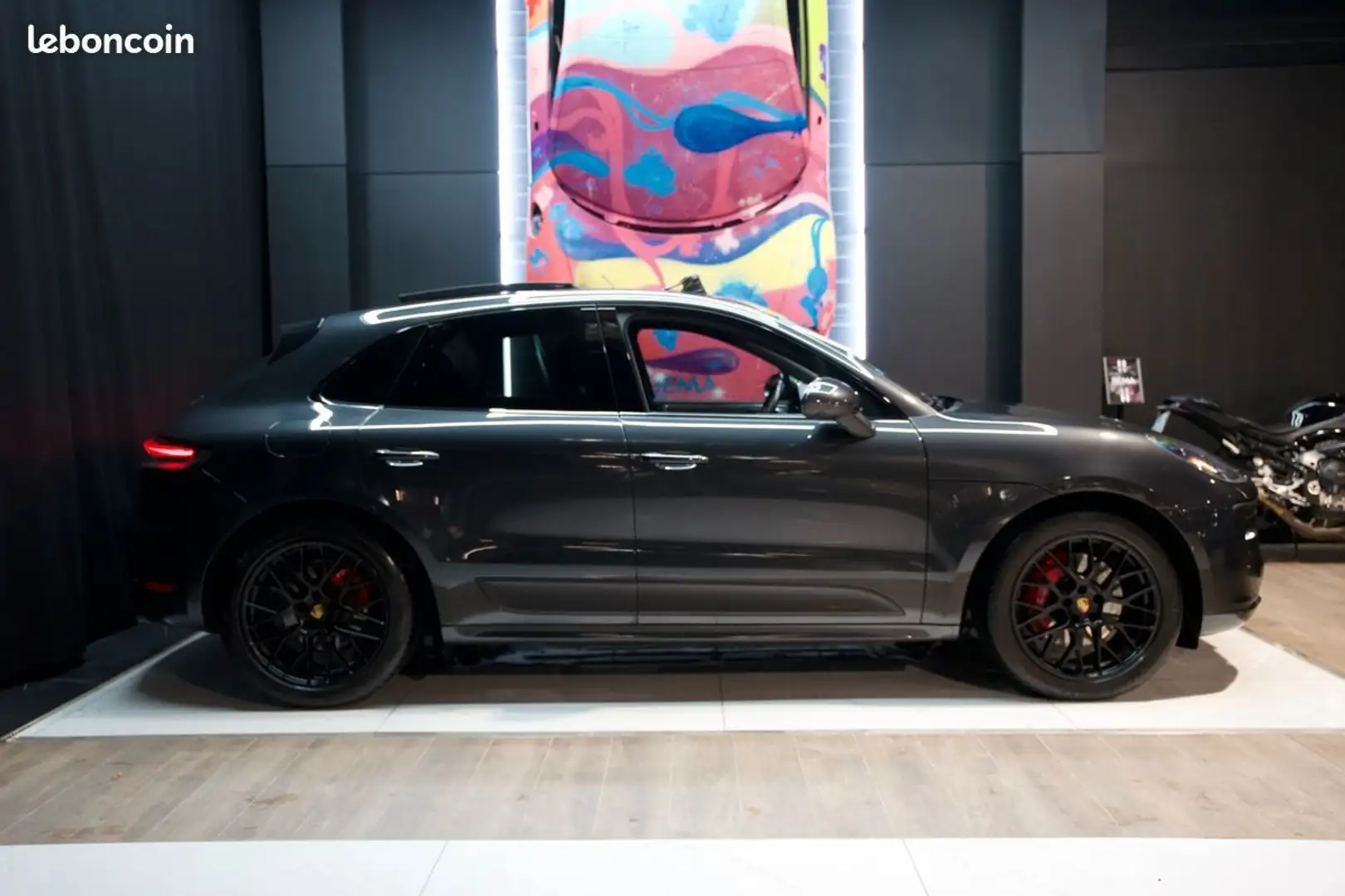 Porsche Macan GTS 2.9L V6 380cv | CarPlay Toit Panoramique BOSE PDLS | À partir de 799 Mois Gris - 2