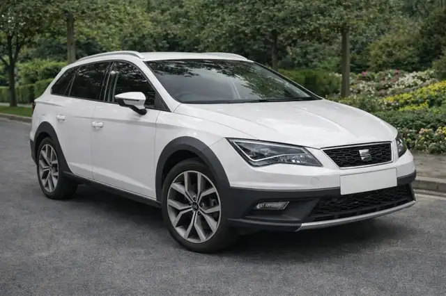 SEAT Leon 2.0TDI CR S&S FR DSG6 184