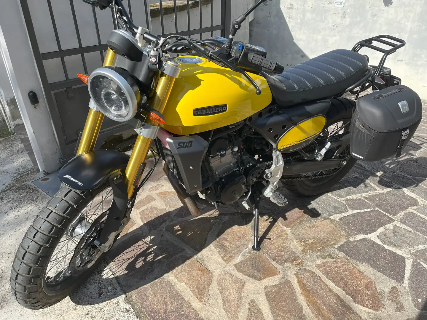 Fantic Caballero 500 Scrambler My23 Geel - 1