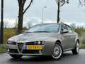 Alfa Romeo 159 2.2 JTS Distinctive | Grigio Titanio | Volledig on Grijs - thumbnail 2