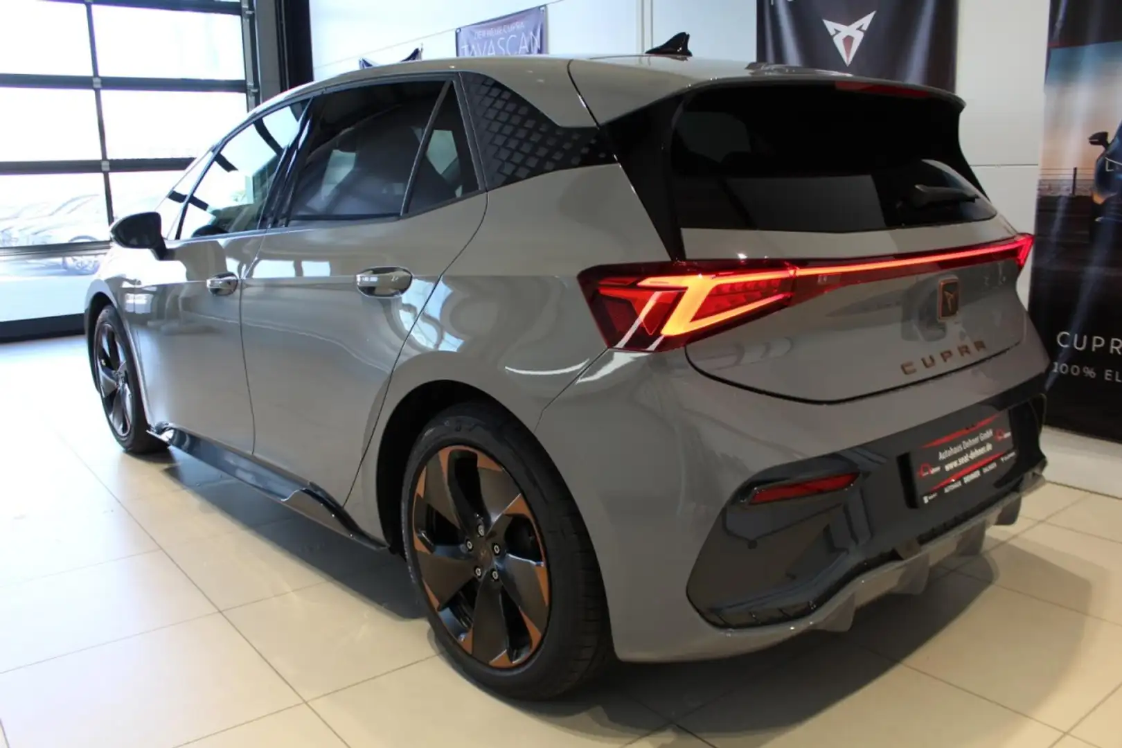 CUPRA Born 170 kW Edition Dynamic 60 Kwh Klima Navi Gri - 2
