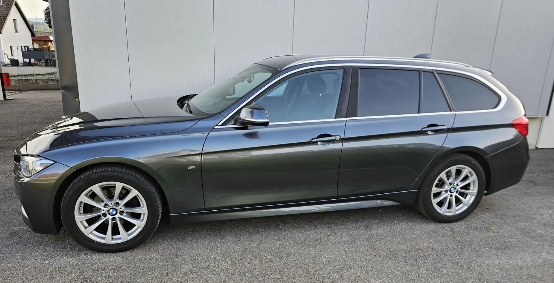 BMW 318 318 d Advantage Grau - 2