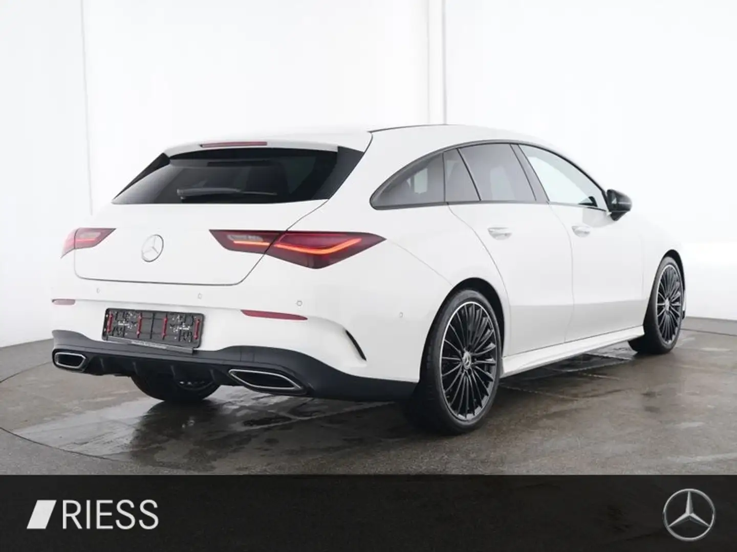 Mercedes-Benz CLA 200 SB AMG Sport Night Distr Pano Keyless 19" Weiß - 2