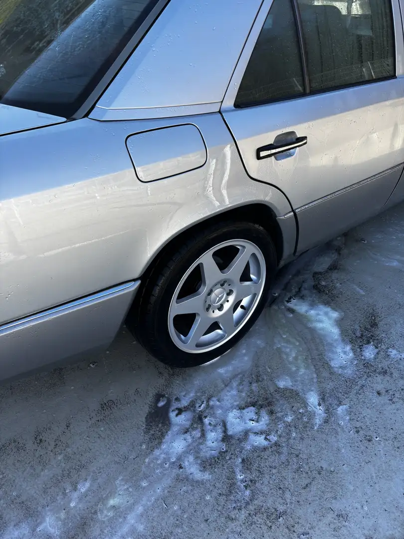 Mercedes-Benz E 260 - 2