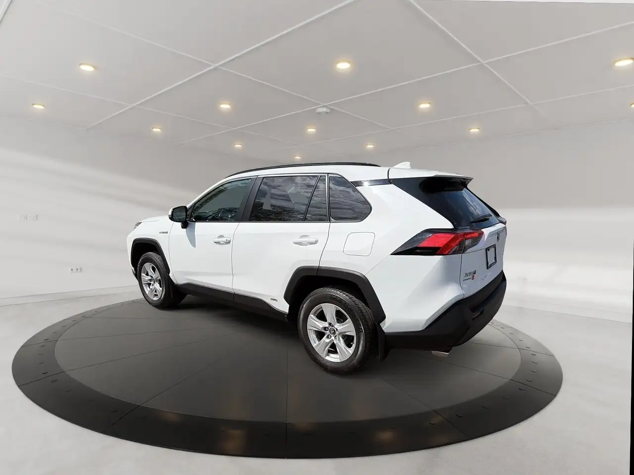 Toyota RAV 4 снимка Toyota RAV 4