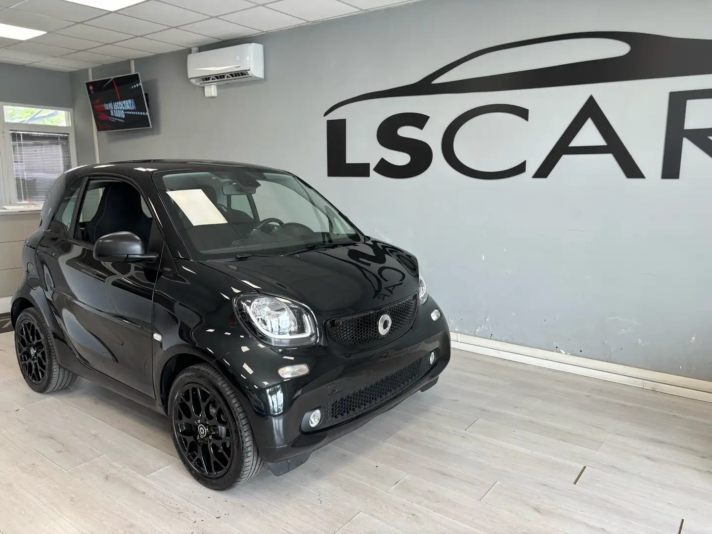 smart forTwo 0.9 t Passion 90cv~UNIPRO~PROMO~FINANZIAMENTO Zwart - 1